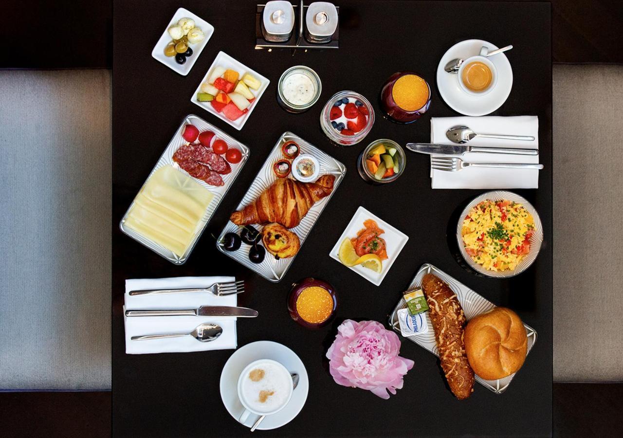 호텔 토파즈 앤 라미 비엔나 외부 사진 A typical Turkish breakfast