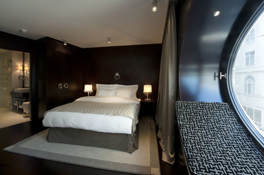 호텔 토파즈 앤 라미 비엔나 외부 사진 A room at the Mandarin Oriental